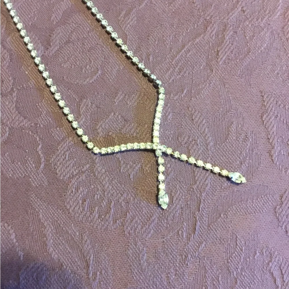 Silver Rhinestone Prom V Necklace - Picture 3 of 6